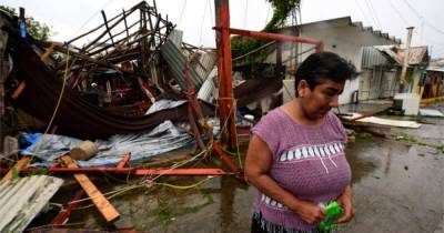 На Мексику обрушился ураган "Грейс": восемь человек погибло (ФОТО)