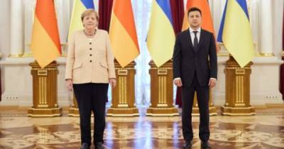 "Пока только общие вещи": Зеленский на встрече с Меркель не понял, кто даст Украине гарантии по газу