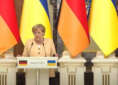 Меркель заявила о желании еще раз провести встречу в нормандском формате: "Мы не идем вперед, как хотелось бы"