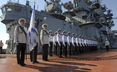 Испания не пустила российские военные суда в свой порт