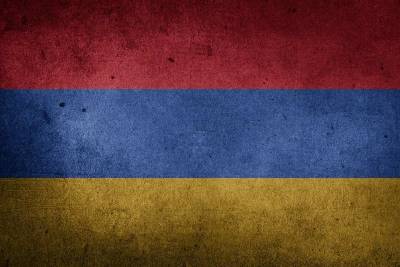 Суренянц: Армения не сможет провести границу из-за шантажа со стороны Баку