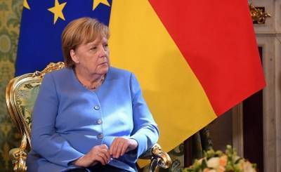 Politico: кто звонил Меркель во время встречи с Путиным?