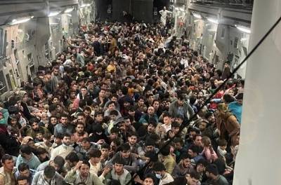 США эвакуировали из Афганистана 30 тыс. человек с момента падения Кабула – Белый дом