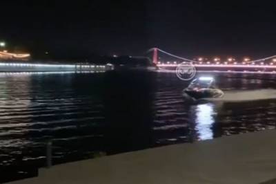В Пензе на набережной сняли на видео «гнилой поступок» водителя катера