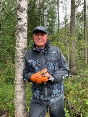 У медведя во бору грибы, ягоды беру: Олег Кувшиннков собирал грибы на медвежьей тропе