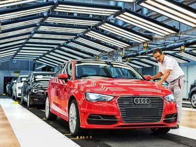 Audi и Toyota закрывают заводы и сокращают выпуск авто из-за дефицита чипов
