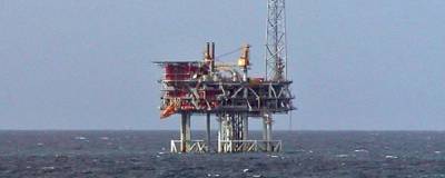 На нефтедобывающей платформе в Мексиканском заливе произошел взрыв
