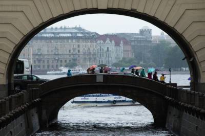 Август в Петербурге не дотягивает до нормы по солнечным часам