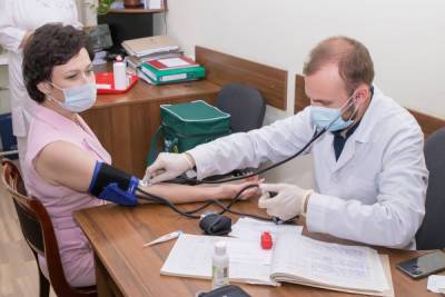 Более 600 сотрудников Купаловского университета сделали прививку в преддверии нового учебного года