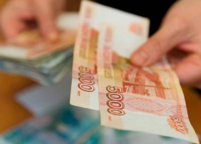 Всем пенсионерам в России должны единоразово выплатить по 10 тысяч рублей