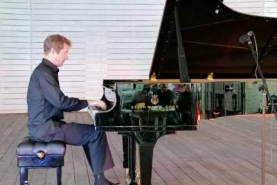 Известный пианист Николай Луганский даст концерт в «Ивановке»