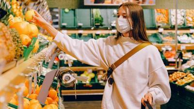 В Литве изменились правила ношения защитных масок