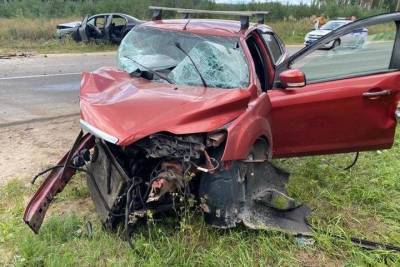 Мужчина, попавший в страшную аварию недалеко от Твери, поблагодарил водителей за помощь