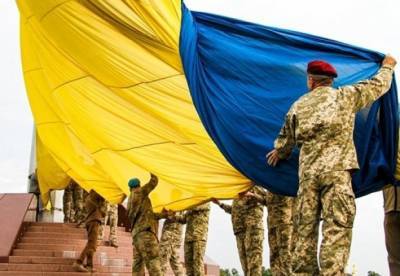 В Киеве поднимут самый большой флаг Украины