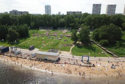 Синоптики рассказали о завершении купального сезона в Москве