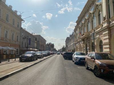 Брусчатку и ограждение отремонтировали на улице Рождественской в Нижнем Новгороде
