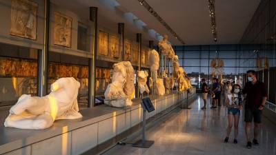 Греция: музеи стали бесплатными в последнее полнолуние лета