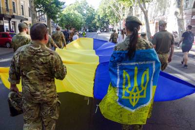 Евросоюз подпортил Украине настроение в День флага