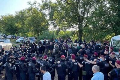 На мероприятиях в Черкасской области с участием Зеленского произошли стычки активистов с полицией