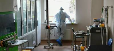 За минувшие сутки в России от коронавируса скончались 776 человек