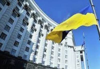 Кабмин одобрил два пакета санкций за преследования в Крыму