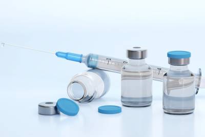 Запас вакцины против COVID-19 в Петербурге составил 374 тысячи доз