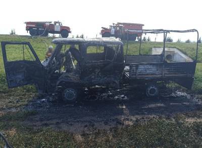 В Удмуртии загорелся автомобиль «УАЗ» после столкновения с «Мерседесом»