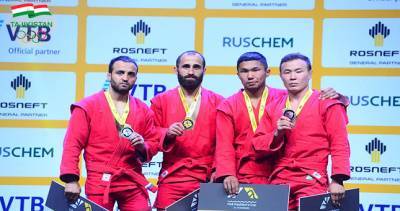 Серебряную и бронзовую медали получили таджикские борцы на Кубке президента Всемирной федерации самбо