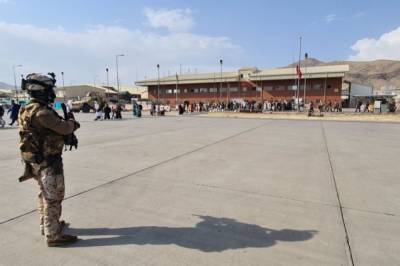 В Кабуле приостановлена работа аэропорта