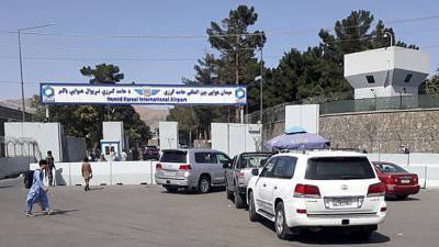 Хамид Карзая - В Афганистане сообщили о приостановке всех рейсов в аэропорту Кабула - russian.rt.com - США - Афганистан - Кабул