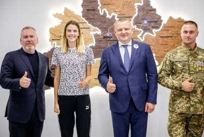 Олимпийская чемпионка Ярослава Магучих получила квартиру в Днепре