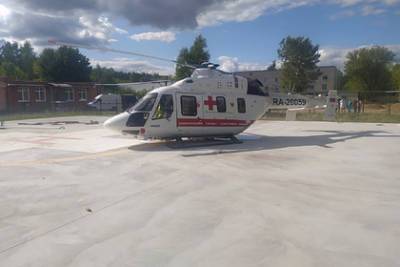 В российском городе вертолет санавиации жестко приземлился возле больницы