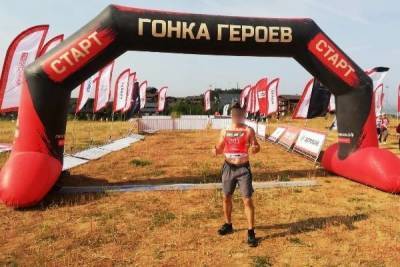 Сотрудник псковского спецназа вошел в десятку сильнейших в экстремальном забеге «Гонка героев»