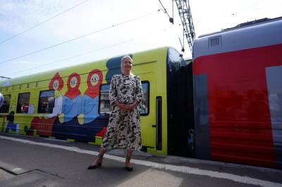 В России стартовал первый железнодорожный образовательный тур для подростков-блогеров