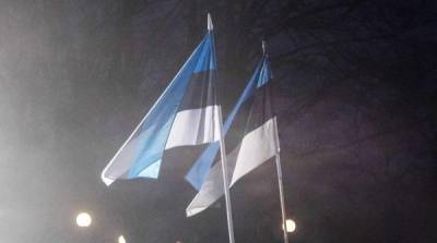 Россия обрушилась на Эстонию за памятник пособникам нацистов