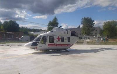 Вертолёт санавиации произвёл жёсткую посадку в Иванове