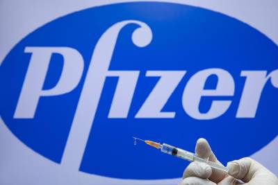 Вакцинация в Израиле — больше не эксперимент на людях: Pfizer получила полную лицензию FDA