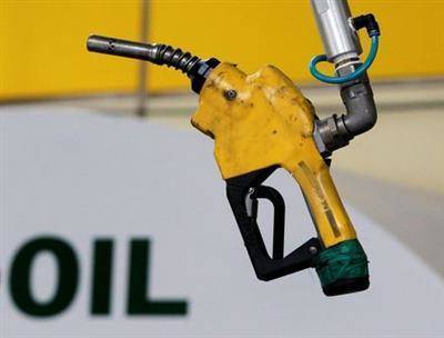 Нефть ускорила рост до 5%, восстанавливаясь после семидневного снижения
