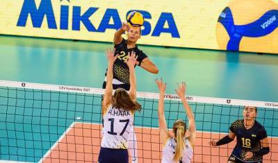 Украинские волейболистки одержали две победы подряд на Евро-2021