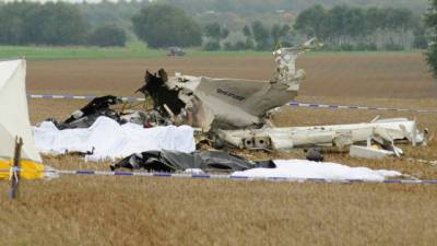 Два человека погибли в результате крушения самолета во Франции