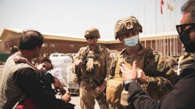 Помощник Байдена заявил о перевыполнении плана по эвакуации людей из Афганистана