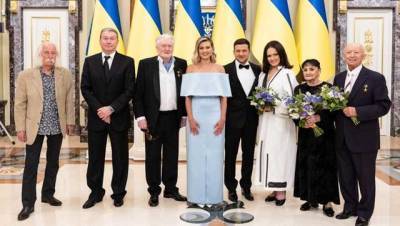 Зеленский сделал «Национальными легендами Украины» Ротару, Блохина и еще 5 украинцев