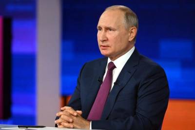 «Подачки населению»: политолог оценил предвыборные обещания Путина
