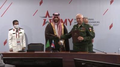 Саудовский принц оценил форум «Армия-2021» на встрече с Шойгу