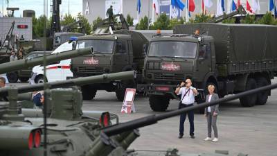 «Многие из вооружений не имеют аналогов»: Путин оценил российский ОПК на открытии форума «Армия-2021»