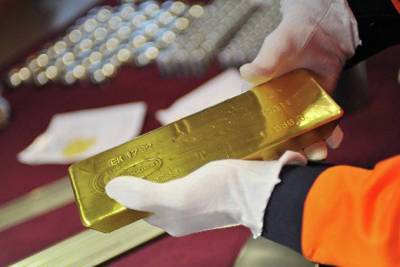 Цены на золото вновь превысили отметку 1800 долларов за унцию