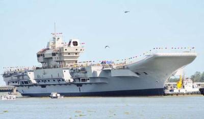 На авианосце Vikrant ВМС Индии успешно завершен монтаж светосигнальных систем российского разработчика