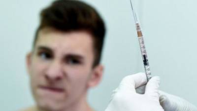 Вакцина не исследована достаточно, а потому ее нельзя применять на людях