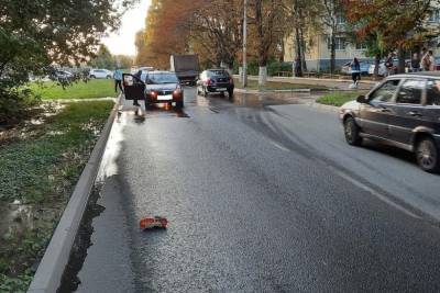 На улице Бирюзова в Рязани водитель Renault Logan сбил пешехода