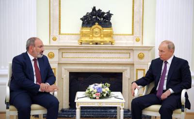 Пашинян отметил роль Путина в установлении мира в Карабахе